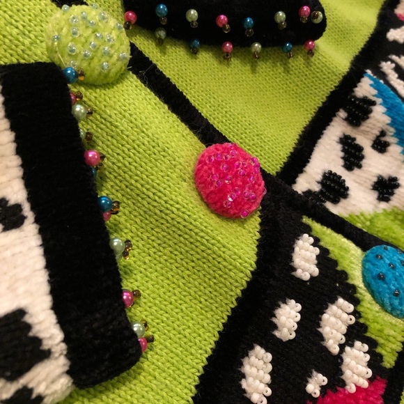 Stunning and Unique Vintage 90s/y2k Cardigan🧚‍♀️ - Picture 4 of 4